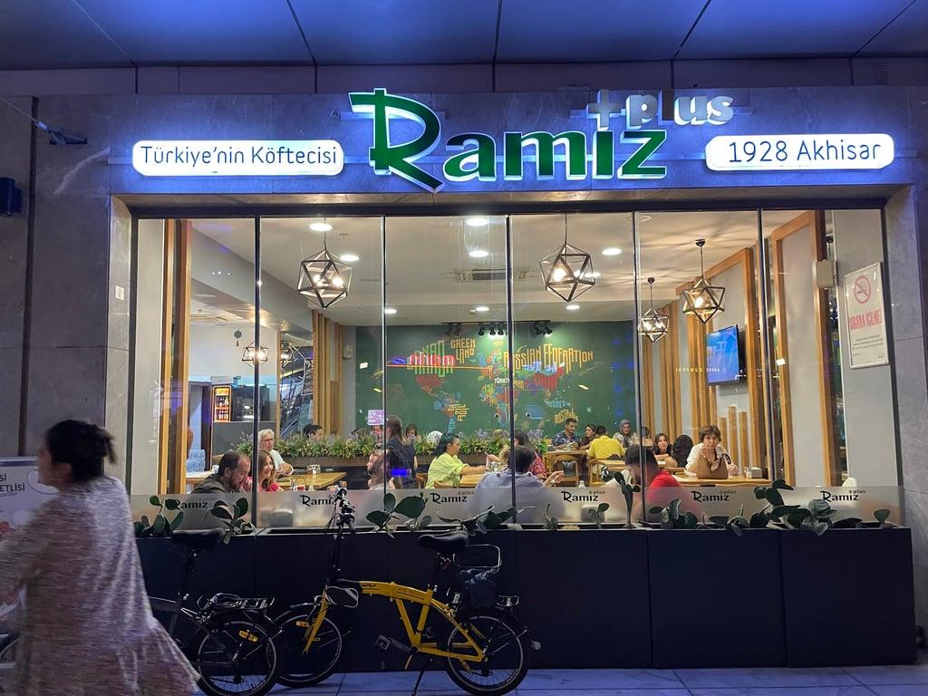Köfteci Ramiz
