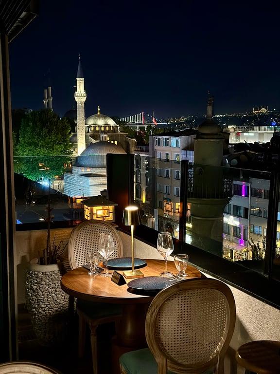 Galata Rooftop Ocakbaşı Restaurant fotoğraf 5