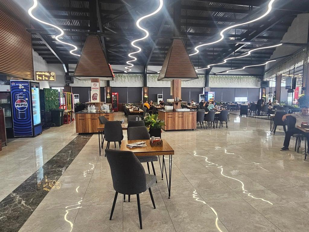 Efendioğlu Premium (Kebap Salonu & Restaurant) fotoğraf 6