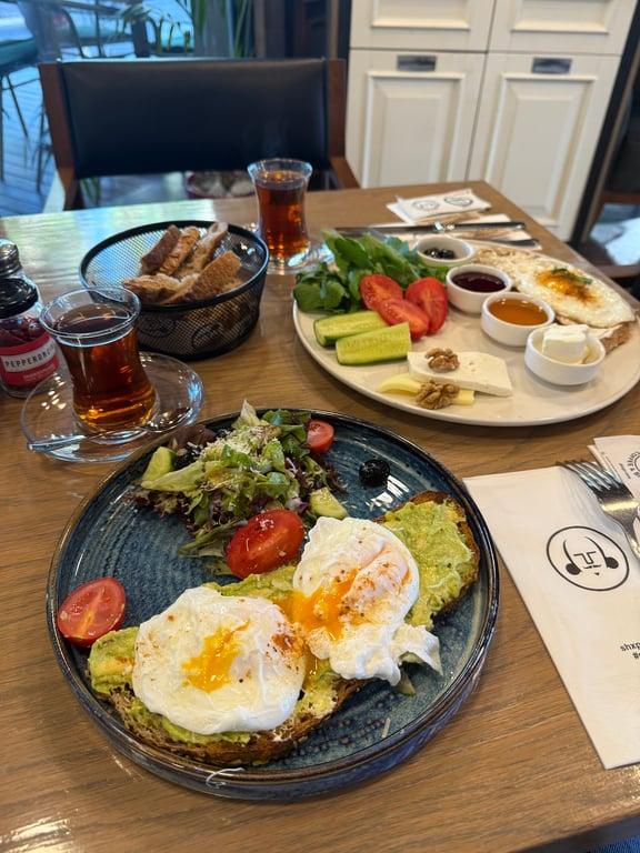 Shakespeare Coffee & Bistro (Akra) fotoğraf 16