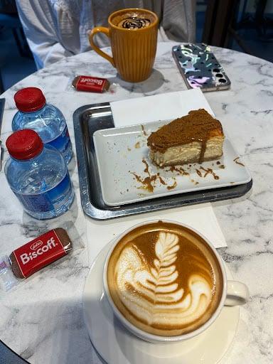 Rafi Karaköy / Breakfast, Coffee, Dessert & Asian Street Food fotoğraf 8