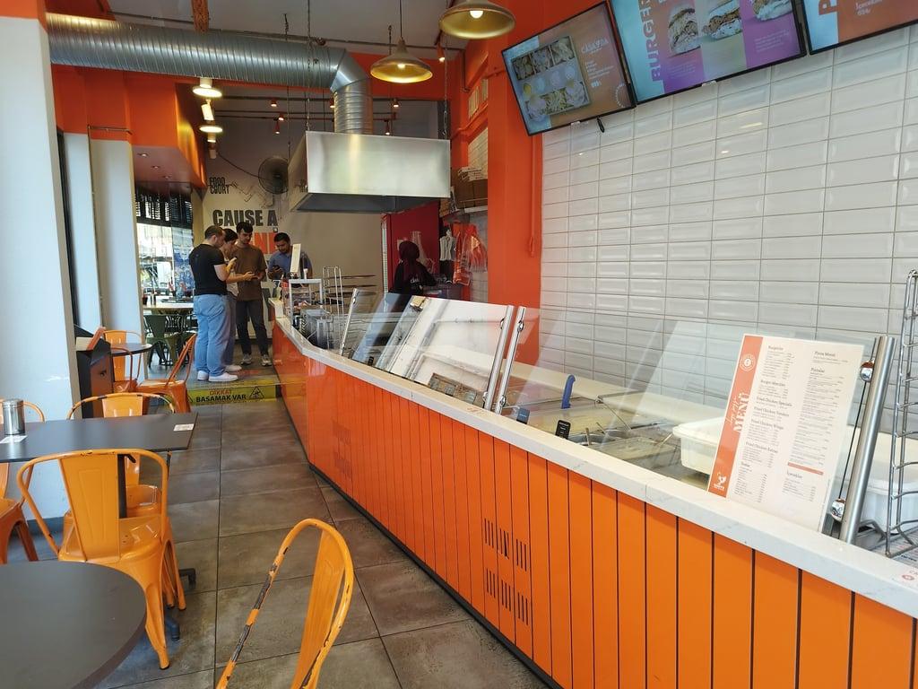 Choys Best Fried Chicken | Pizza | Burger fotoğraf 3