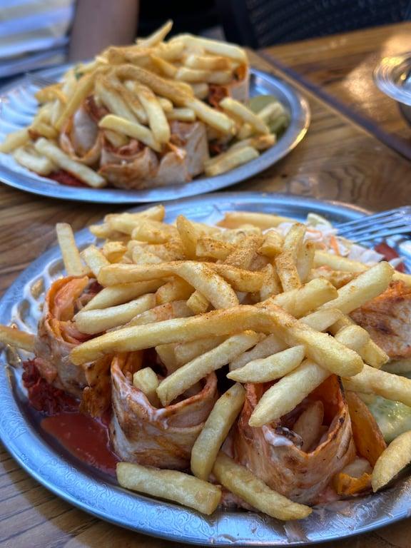 Castello Döner fotoğraf 6
