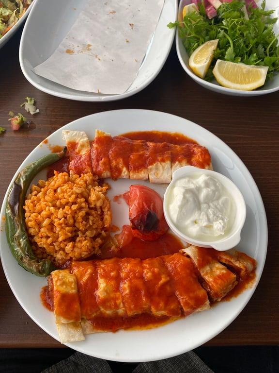 ÖZ URFA LAHMACUN SALONU fotoğraf 9