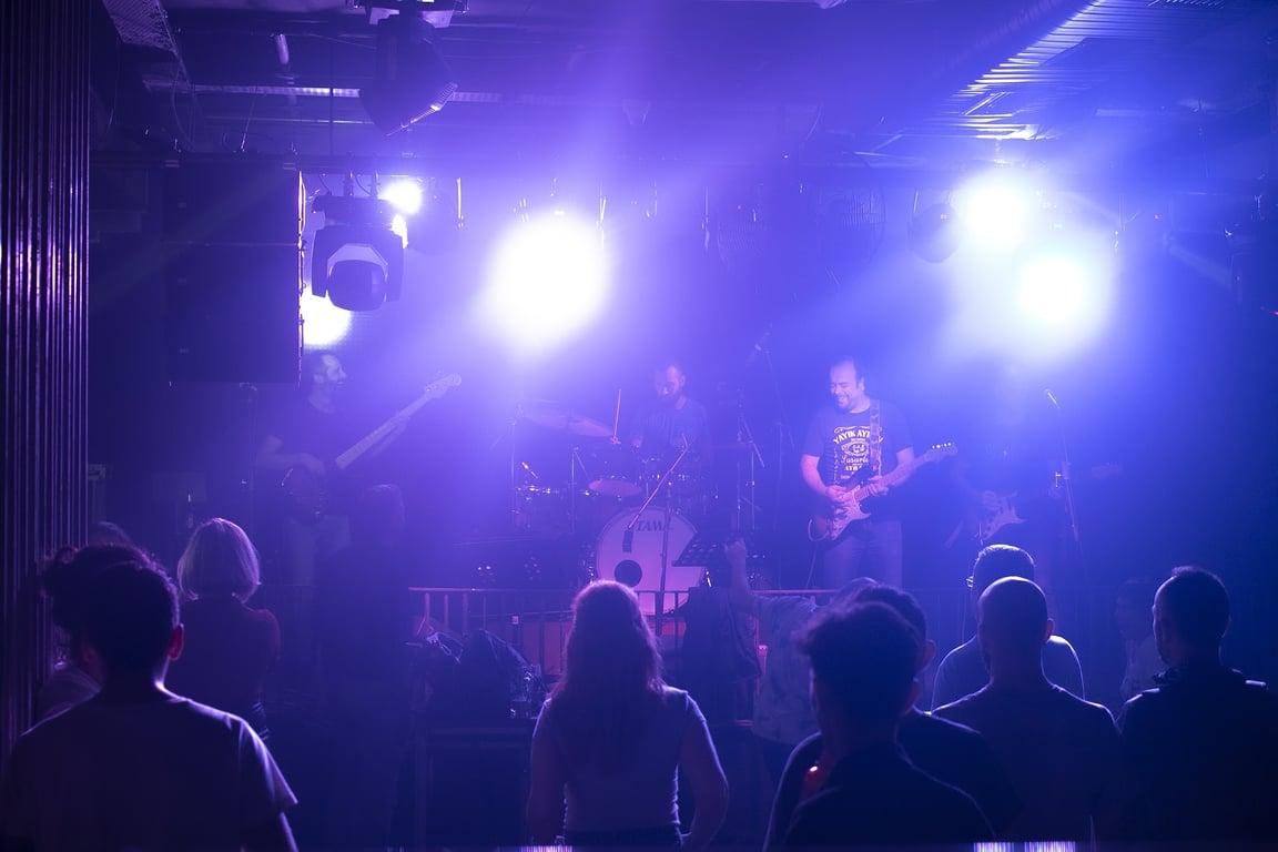 The Wall Saloon & Performance fotoğraf 2