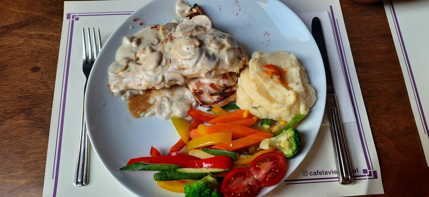 Cafe La Vie fotoğraf 10