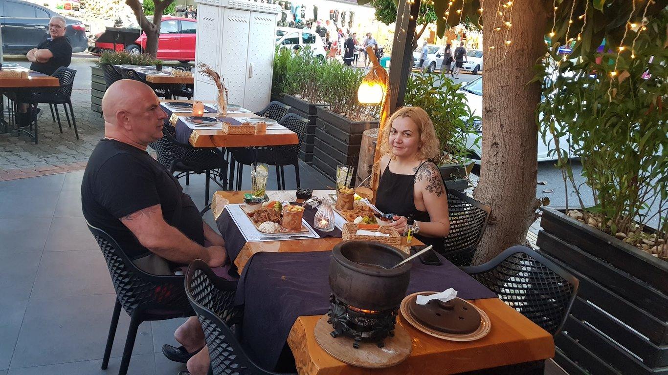 Le Chevy Restaurant