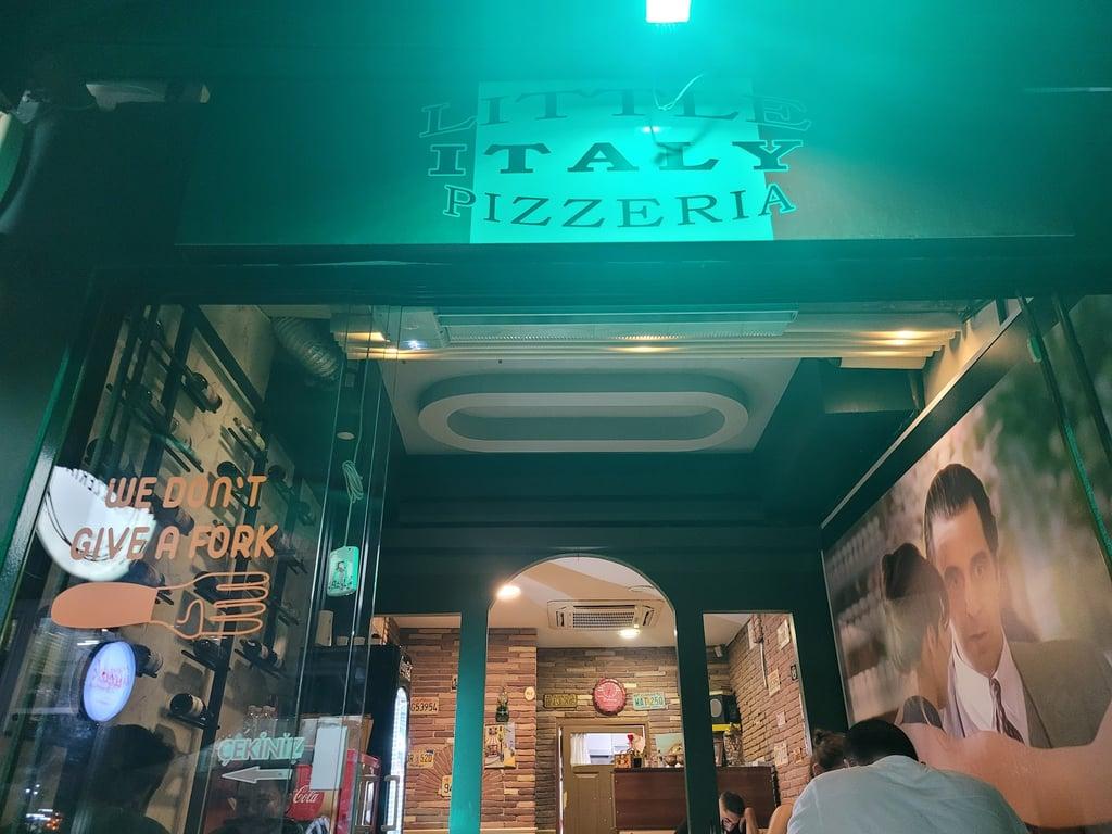 Little Italy Pizzeria fotoğraf 7