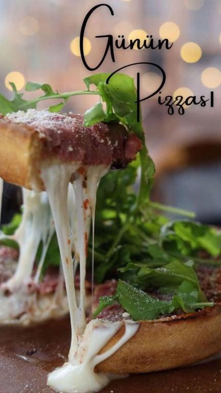 Deepdish Brooklyn Pizza and snacks fotoğraf 6