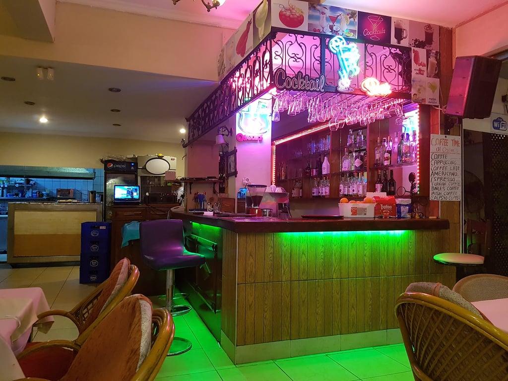 Oscars Restoran fotoğraf 1