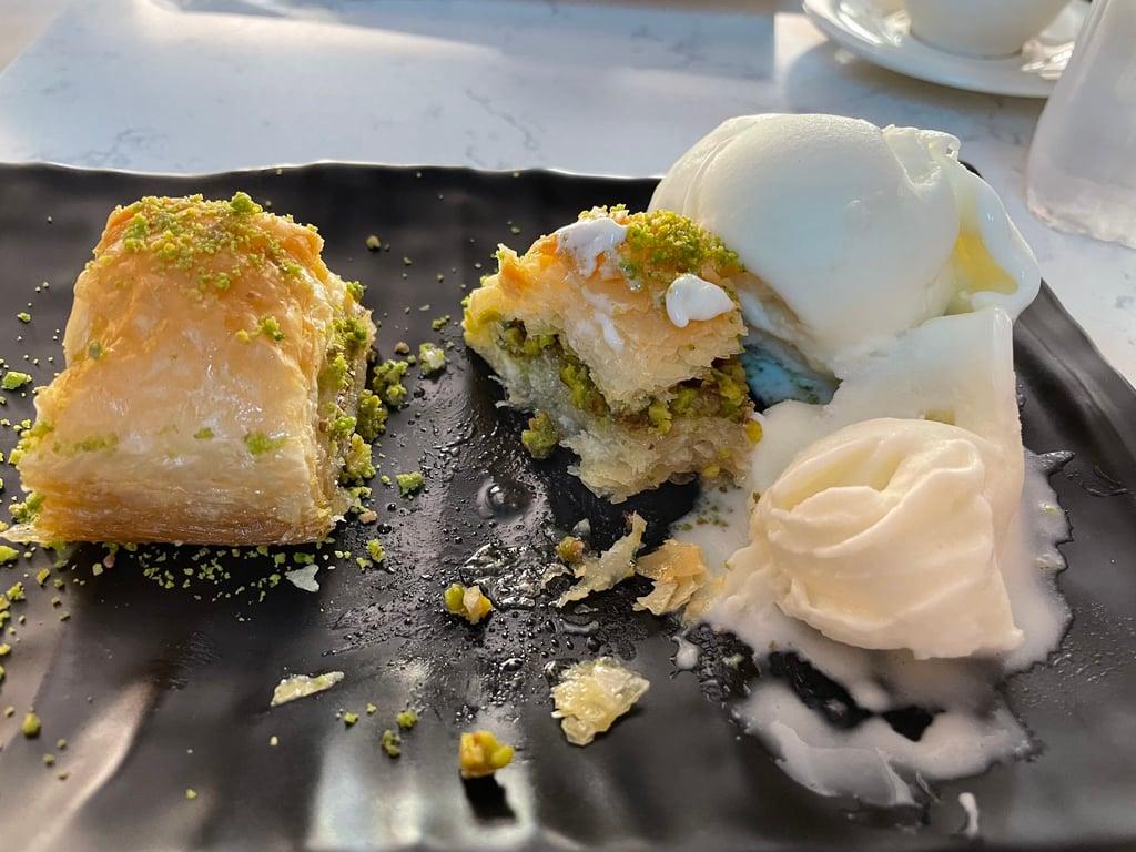 Center Coffee & Baklava fotoğraf 2