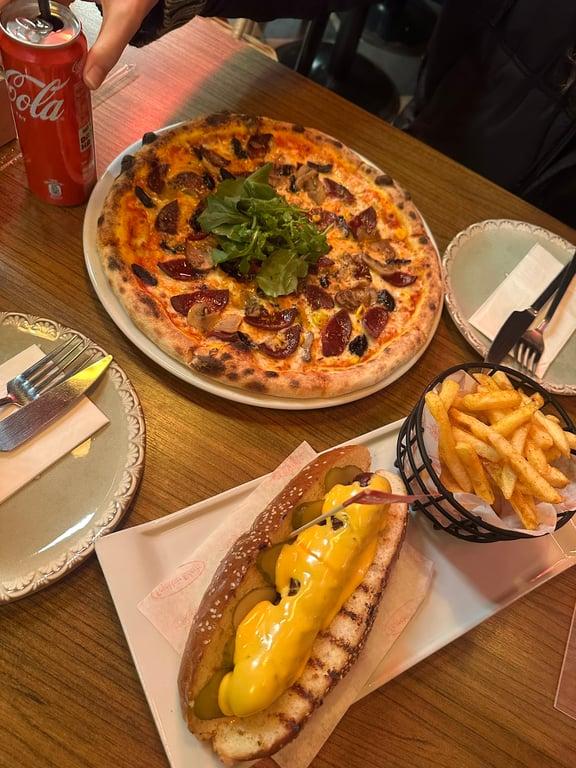 Ozzy Bites - Kurtuluş Pizza & Burger-Hot Dog fotoğraf 9