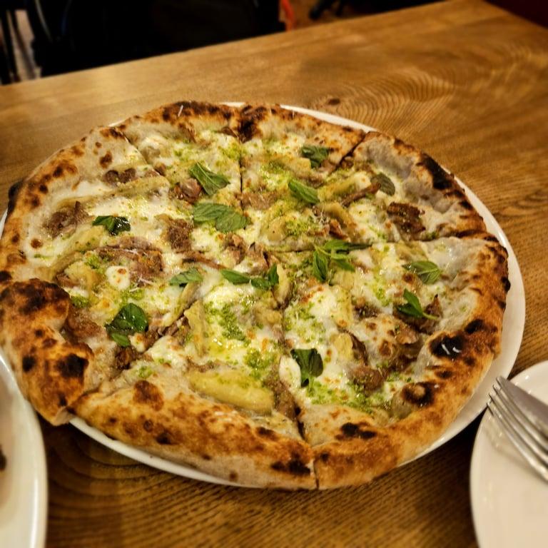 Unica ekşimaya pizza fotoğraf 18