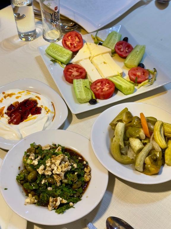 Akınal Gar Restaurant fotoğraf 3