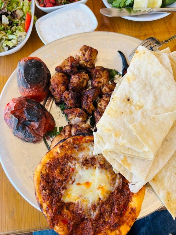Land Of Urfa kebap lahmacun fotoğraf 6