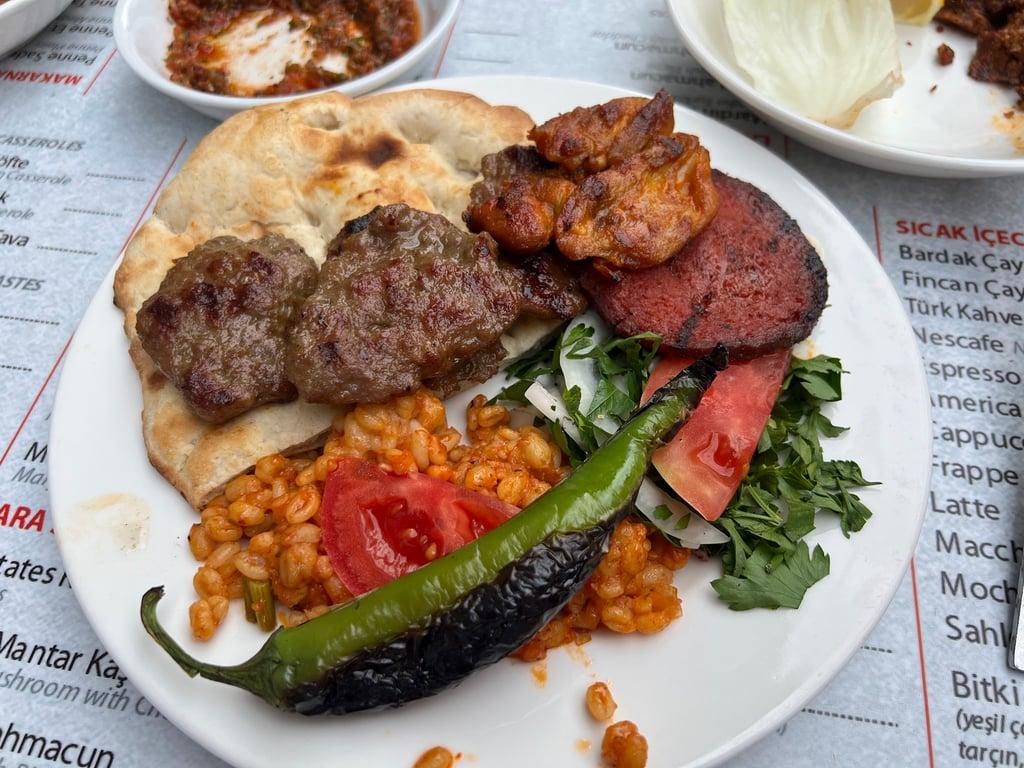 Köfteci Mehmet Irmak (Konak) fotoğraf 7