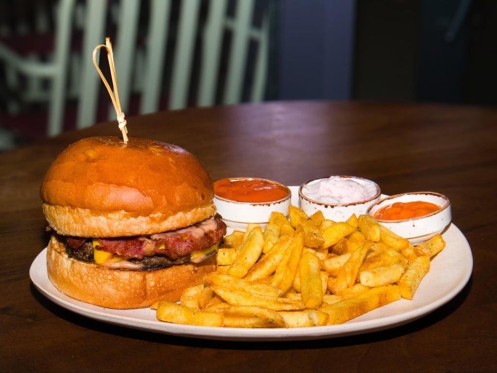 Misha Burger & Pizza fotoğraf 3