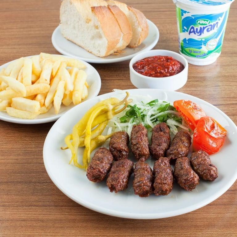 Tarihi Lezzet İnegöl Köfte ve Piyaz fotoğraf 17