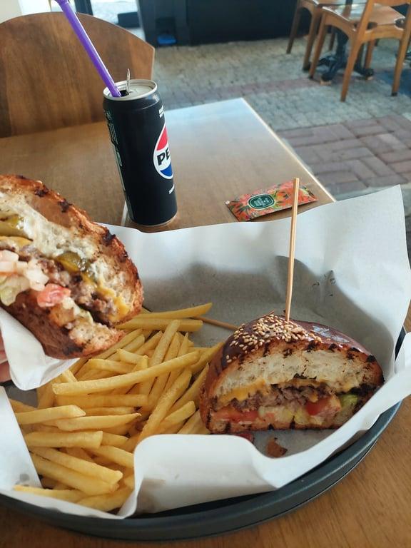 Seventeen Steak Burger fotoğraf 3