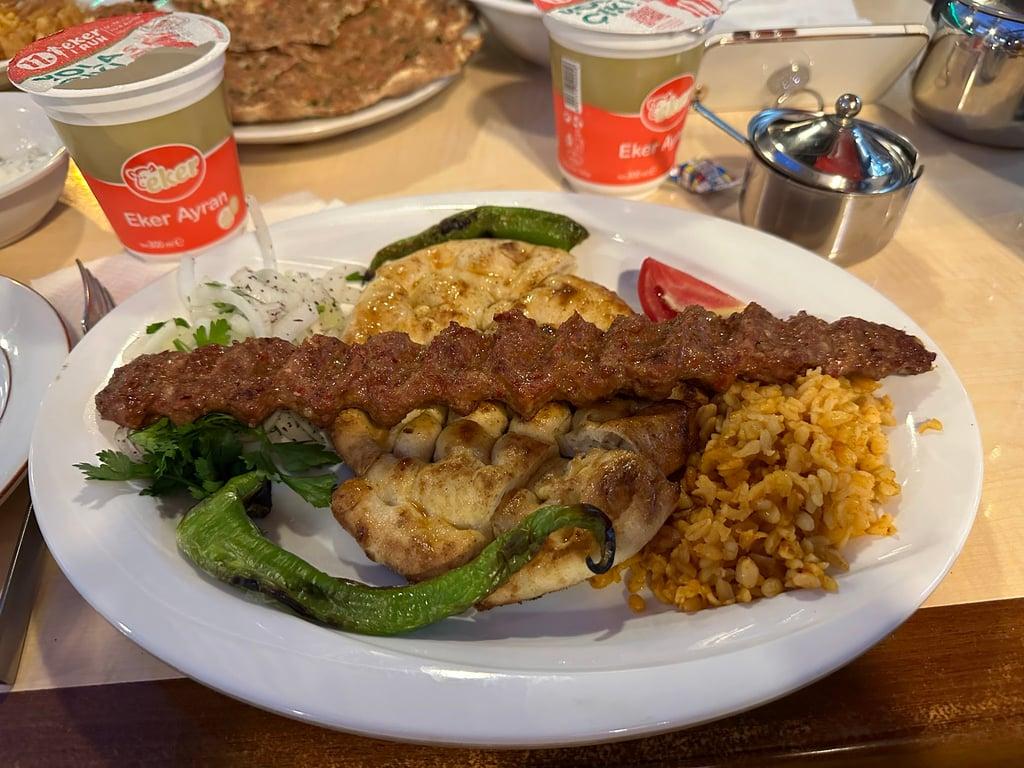 Avşaroğlu Pide ve Kebap Salonu fotoğraf 8