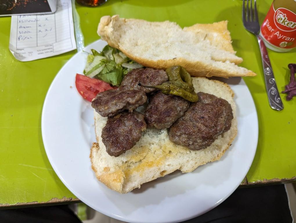 Köfteci Mehmet Irmak (Hisarönü) fotoğraf 3
