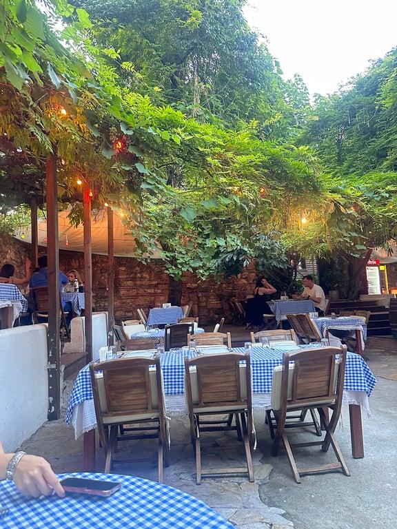 Giritli Restoran fotoğraf 4