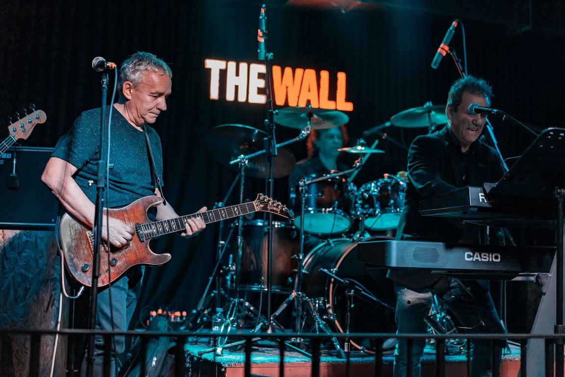 The Wall Saloon & Performance fotoğraf 6