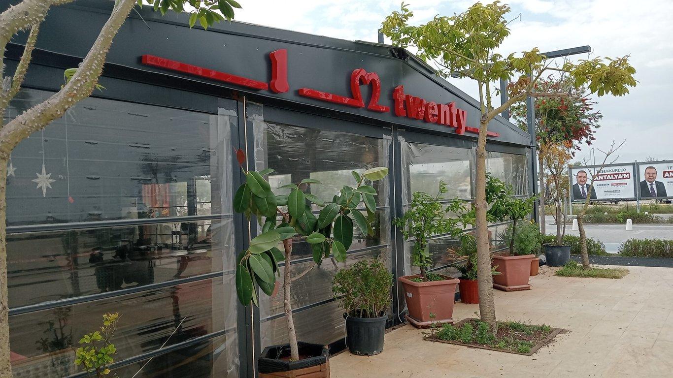 Twenty 20 Beach & Bistro - Konyaaltı Beach Park