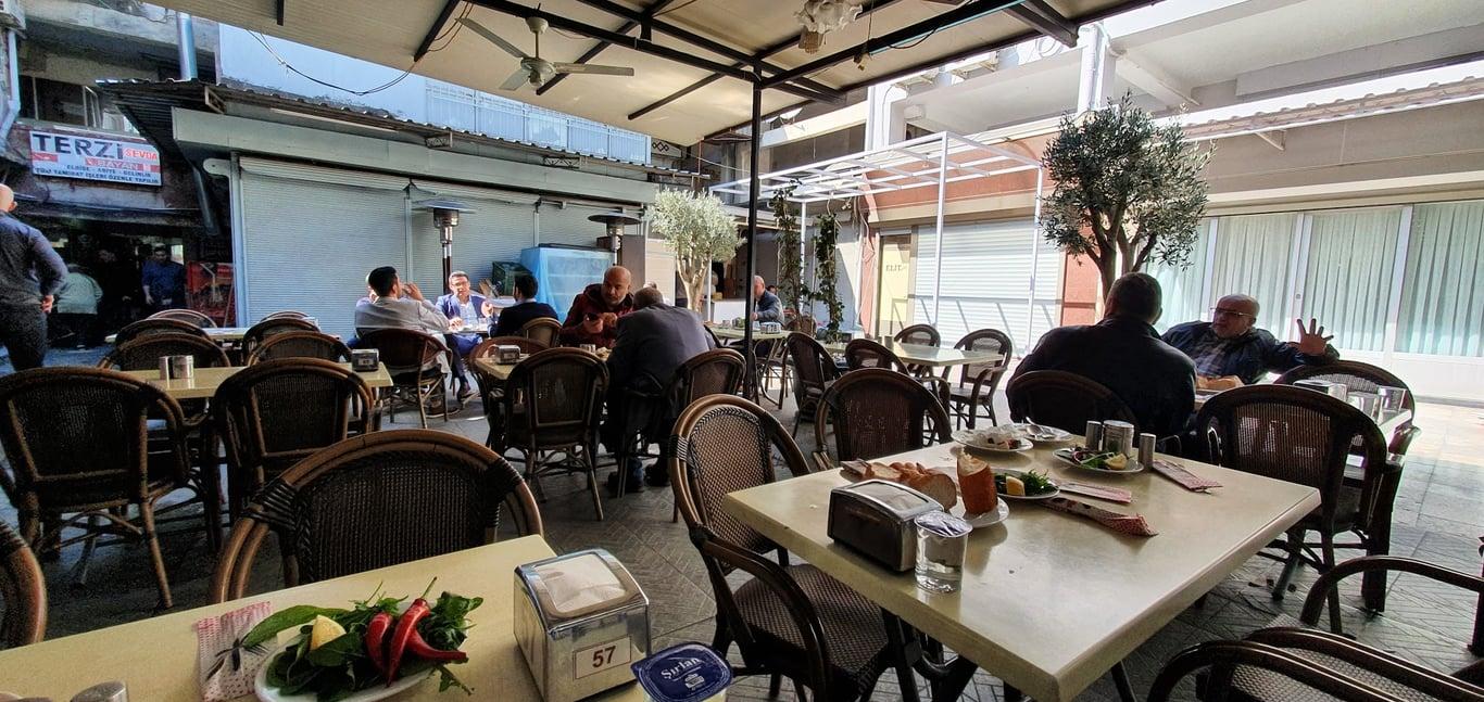 Kısmet Lokantası Urla'lı Hasan usta