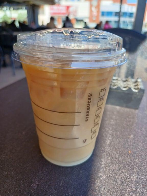 Starbucks fotoğraf 3