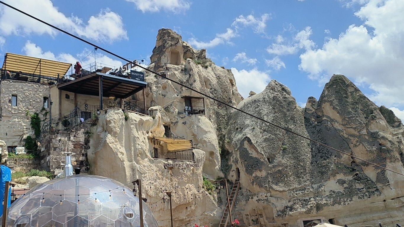 Family Cave Restaurant