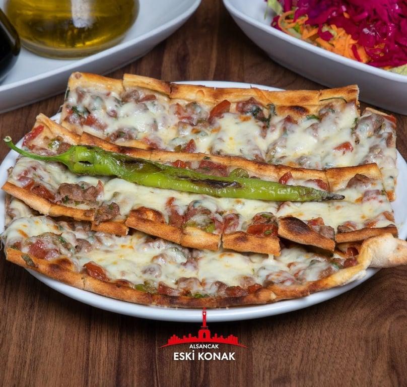 Alsancak Eski Konak Pide Kebap fotoğraf 23