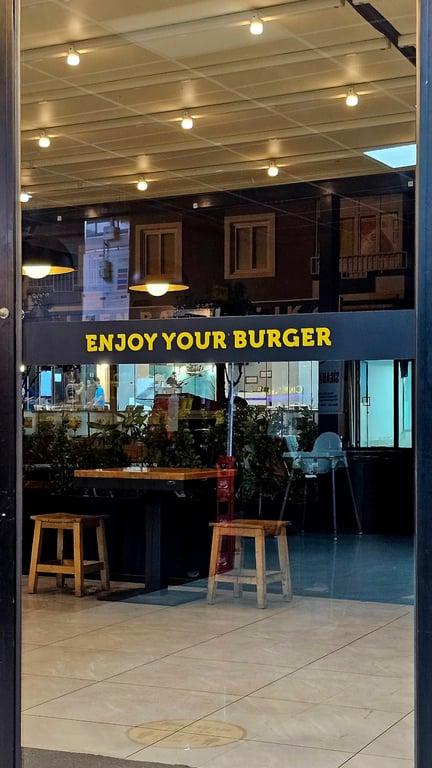 ENJOY BURGER HOUSE Mezitli fotoğraf 7