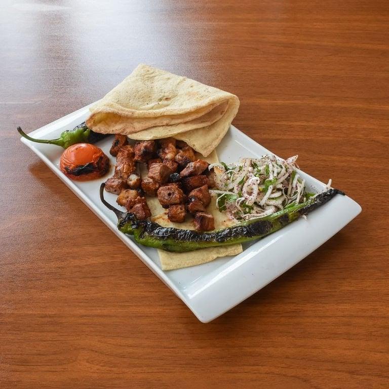 Nur Kebap Lahmacun Pide salonu fotoğraf 2