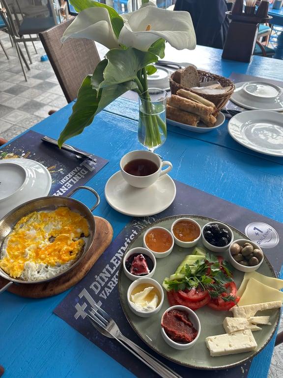 SVERA KAHVALTI EVİ RESTAURANT fotoğraf 7