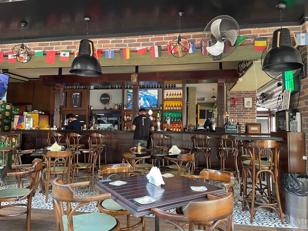 Newport İrİsh Bar fotoğraf 4