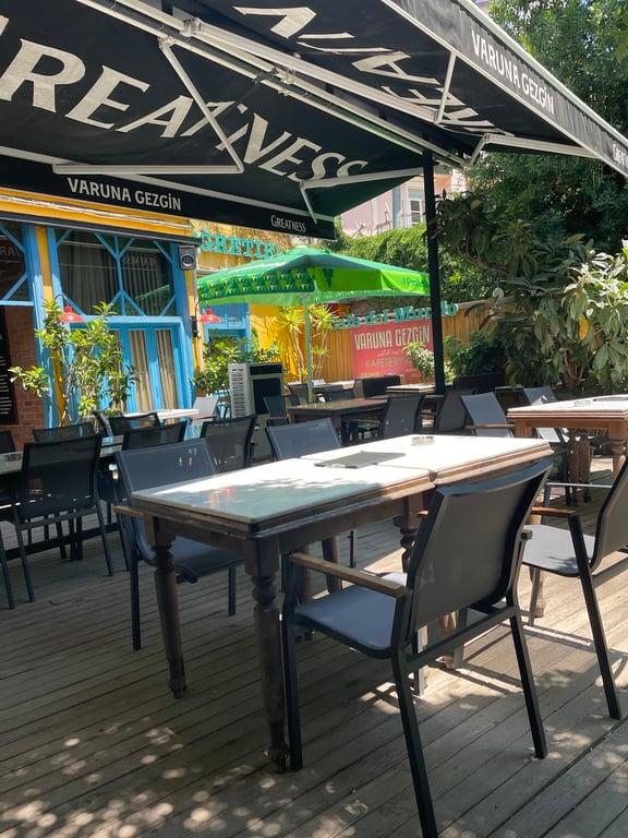 Varuna Gezgin Cafe - İzmir - Bornova Köşk fotoğraf 18