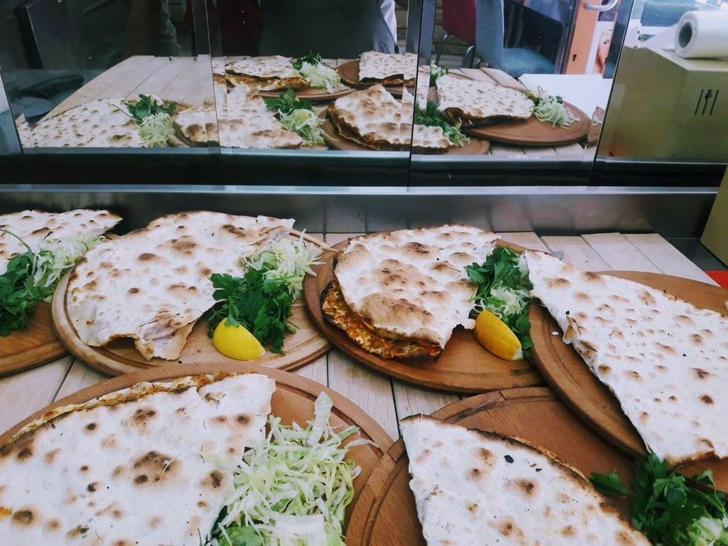 Elise Karadeniz Pide & Lahmacun