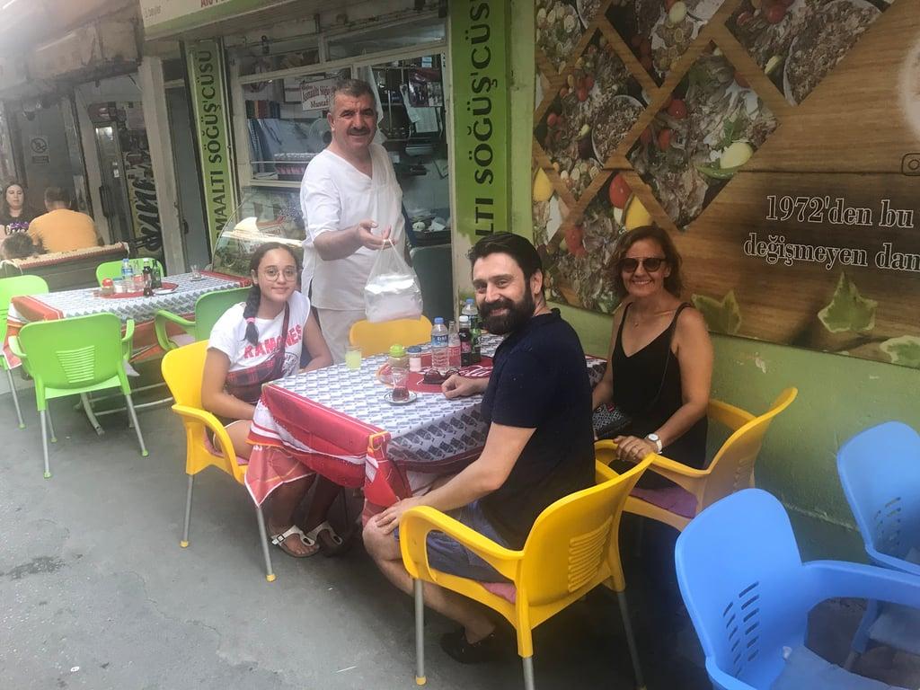Meşhur Asmaaltı Söğüşçüsü