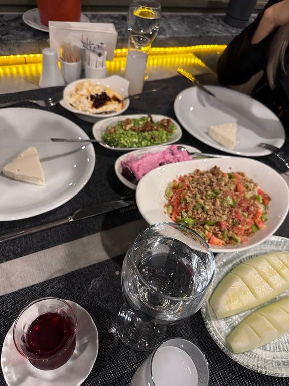 Behzat Oran Restaurant fotoğraf 9
