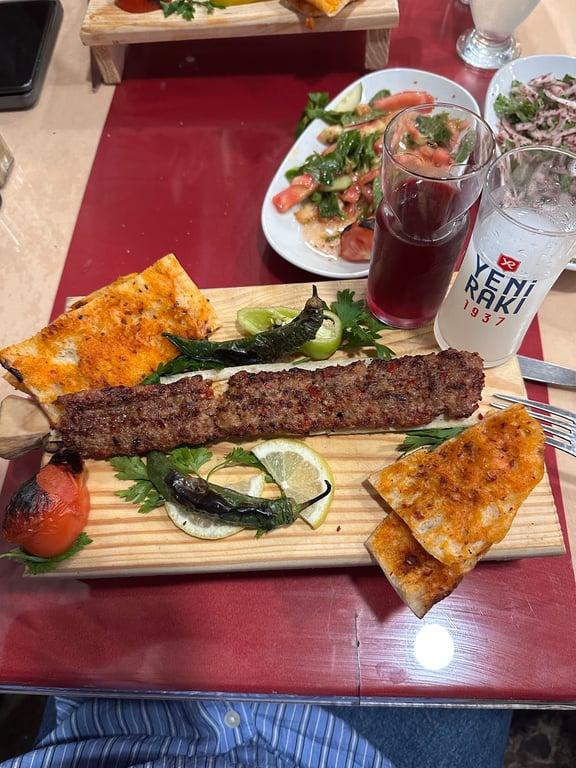 Ceyhan Kebap Salonu fotoğraf 5