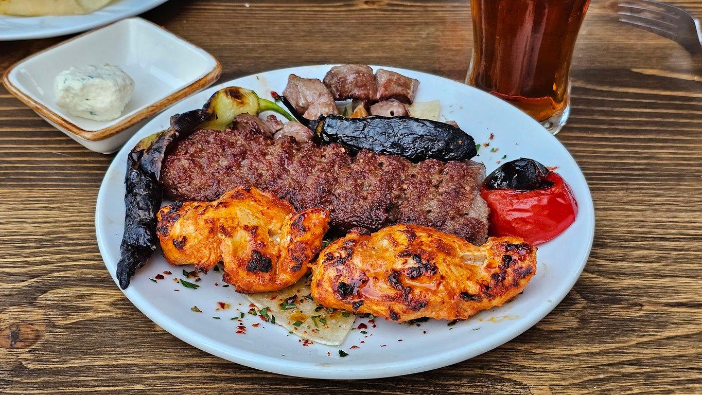 Tarkan Usta Kervan Ocakbaşı fotoğraf 12
