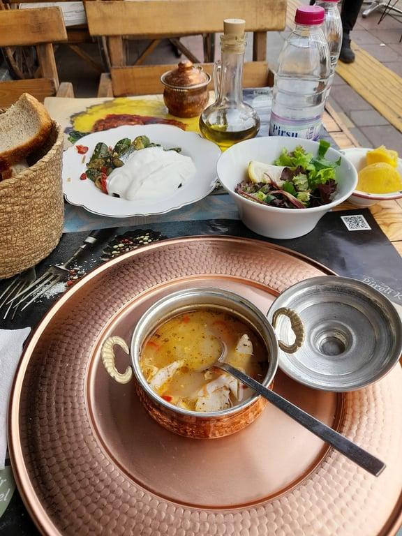 İzmir Tarihi Asansör Göveç'te Yöresel Yemekler fotoğraf 11