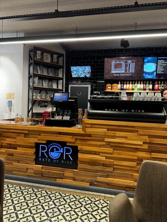 ROR Cafe & Roastery