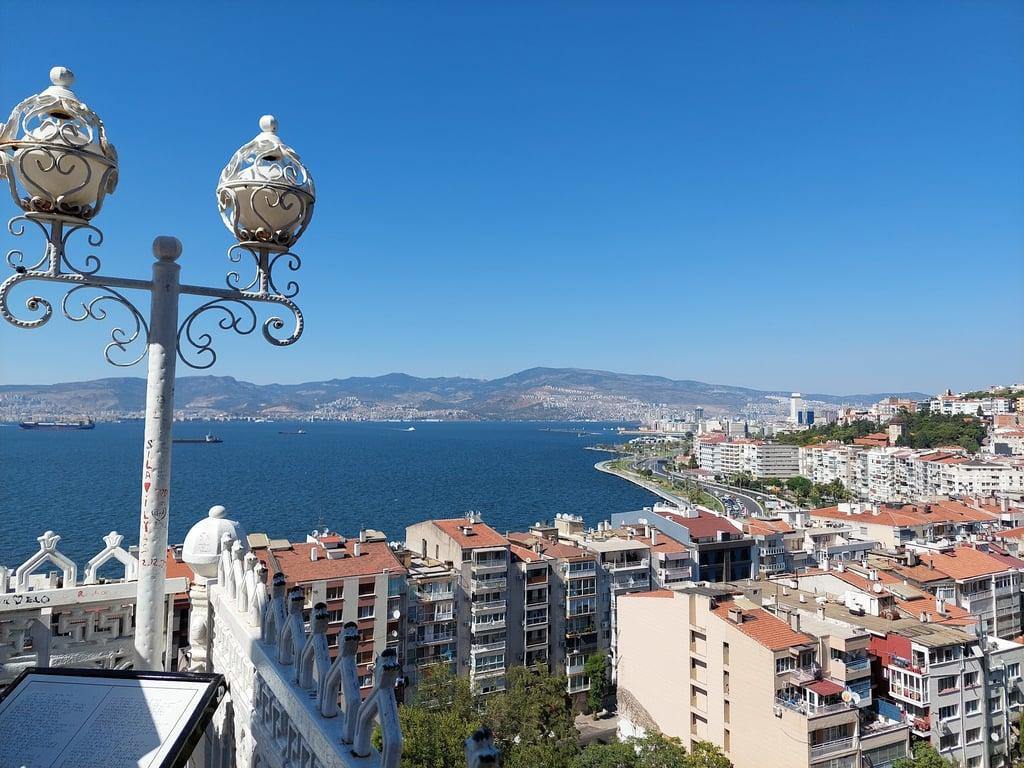 Asansör Cafe Restoran Kahvaltı Bahçesi