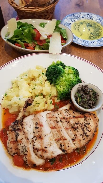Trattoria Enzo fotoğraf 6