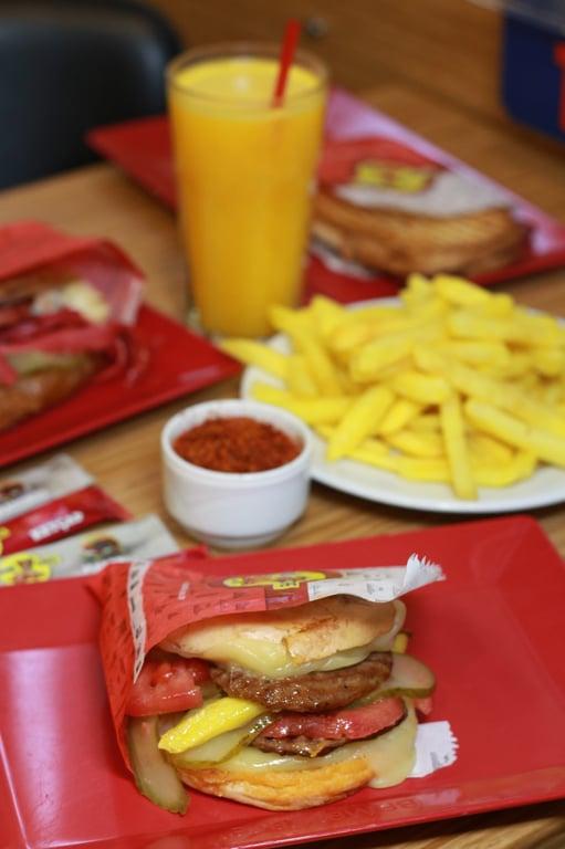 Bambi Cafe Mecidiyeköy fotoğraf 3