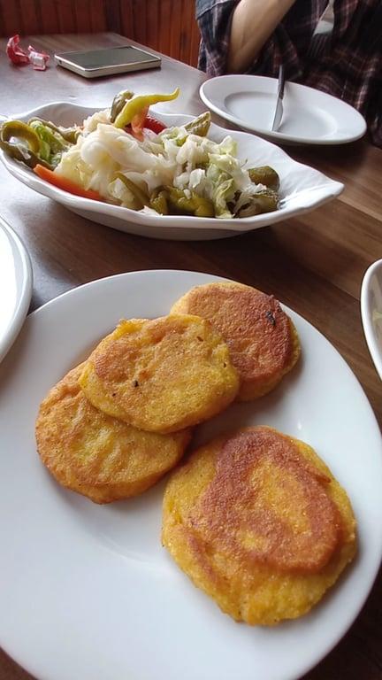 Vonalı Celal Restoran fotoğraf 2