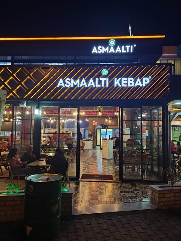 Asmaaltı Kebab Salonu fotoğraf 1