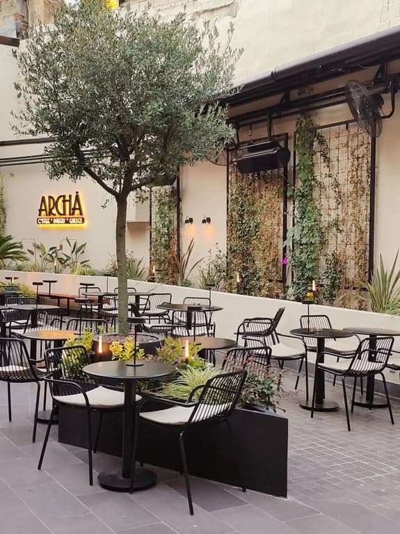 Archa Coffee Bakery Garden
